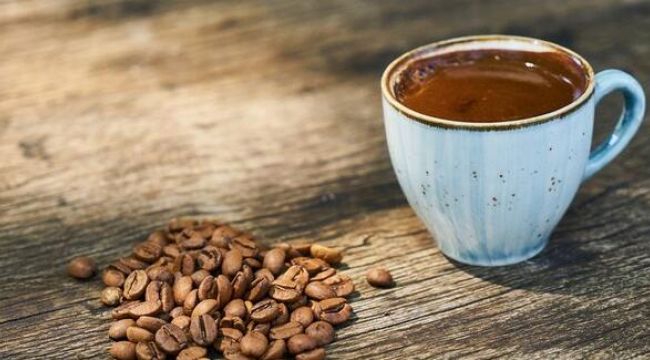 Türk kahvesinin faydaları ve zararları nelerdir?