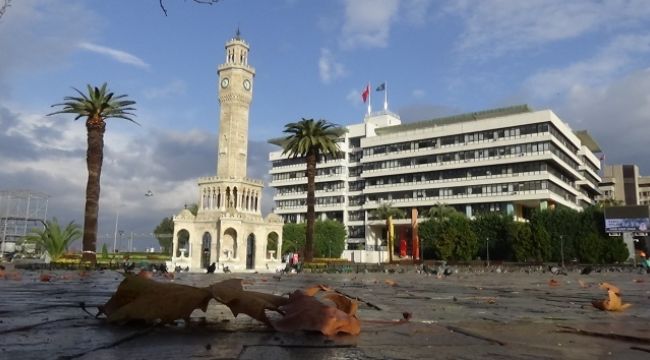 YENİ YILIN İLK GÜNÜNDE İZMİR'DE SESSİZLİK