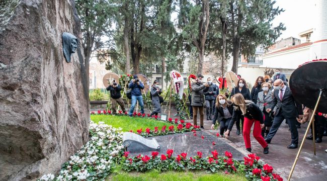 ZÜBEYDE HANIM MEZARI BAŞINDA ANILDI