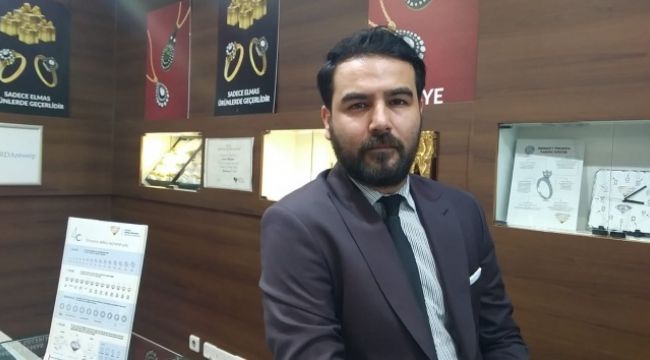 Altın fiyatları düştü vatandaşlar soluğu kuyumcularda aldı
