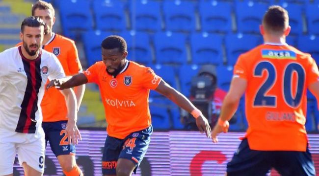 Başakşehir kupada yarı final için Fenerbahçe karşısında