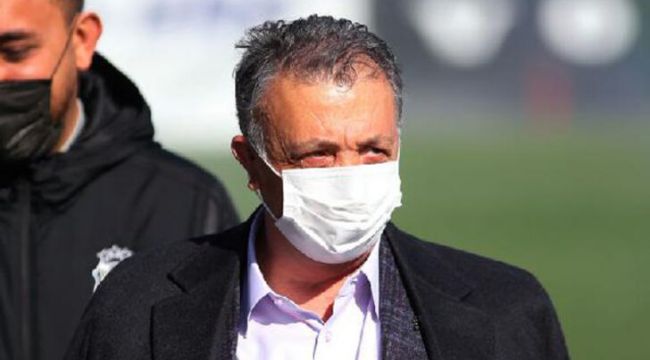 Beşiktaş’ta Başkan Ahmet Nur Çebi idmanı izledi