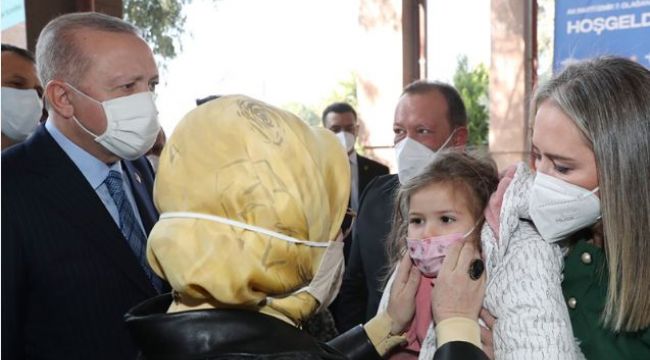 CUMHURBAŞKANI ERDOĞAN, AYDA BEBEĞİ SEVDİ!