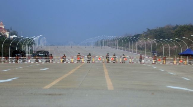Darbe yapan Myanmar ordusundan seçim sözü