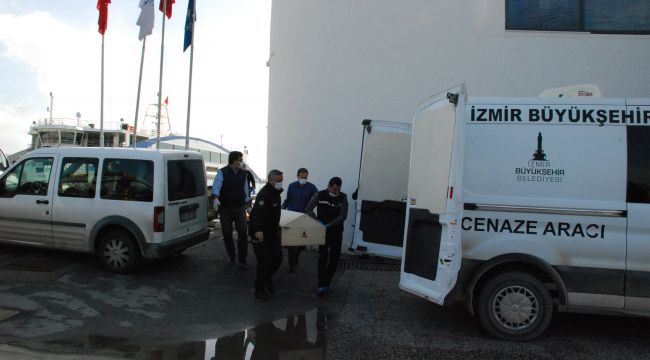 KARŞIYAKA'DA DENİZDE ERKEK CESEDİ BULUNDU
