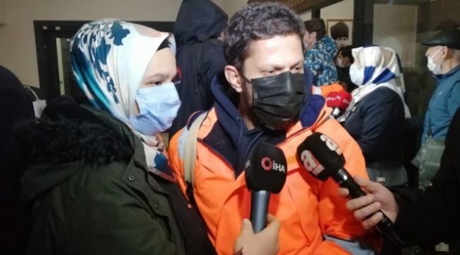 Korsanlardan kurtarılan 15 Türk gemici yurda döndü