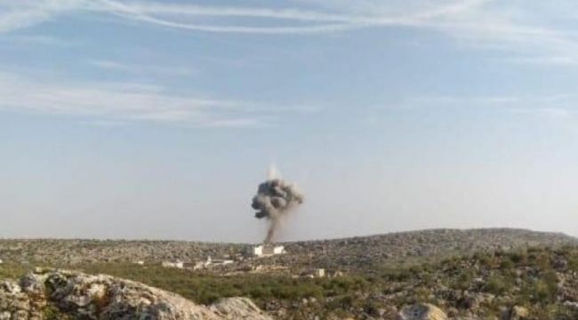 Rus uçakları, İdlib'in kuzeyini bombaladı