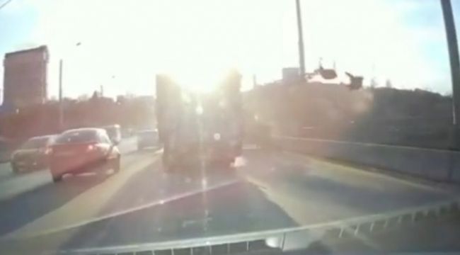 Rusya'da vinç sepetinden düşen 2 işçi hayatını kaybetti