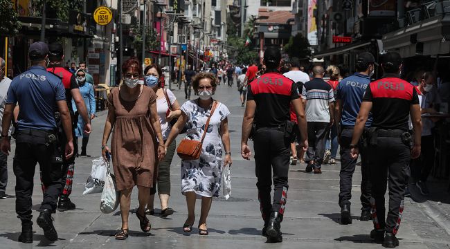 'Salgın 2022'nin başına kadar devam edecek...'