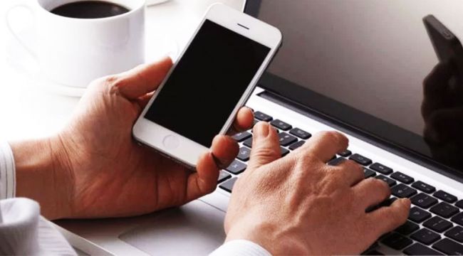 Salgın sürecinde sosyal ilişkiler akıllı telefonlarla sürdürüldü