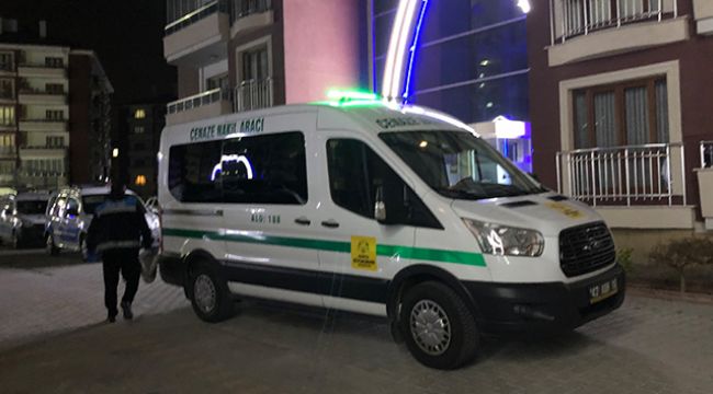 10 yaşındaki oğlunu boğarak öldürdü