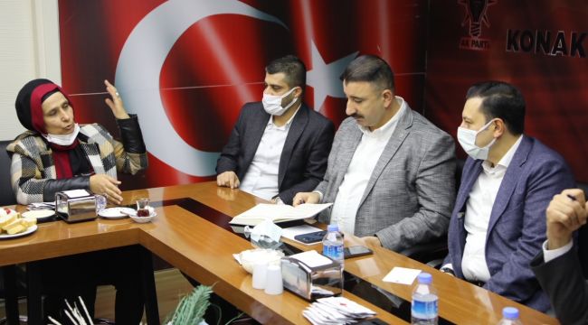 AK PARTİLİ KAYA MUHTARLARLA BİR ARAYA GELDİ