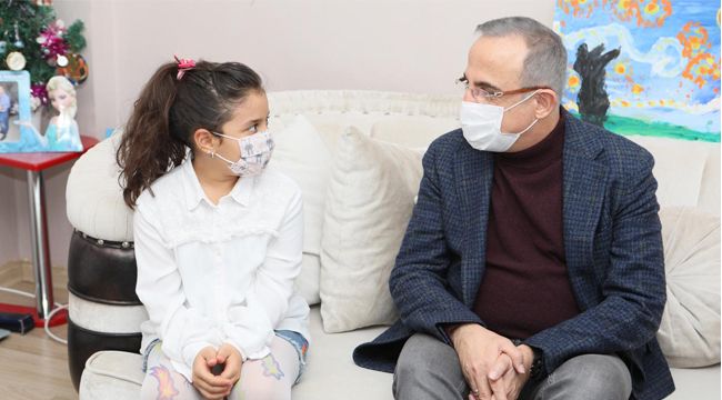 BAŞKAN SÜREKLİ'DEN ŞAMPİYON ÖĞRENCİYE ZİYARET