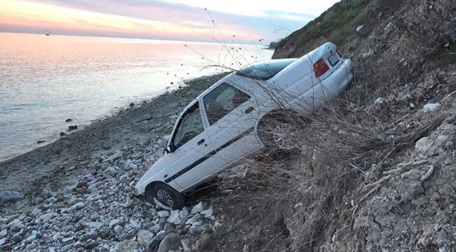 Beylikdüzü'nde otomobil kumsala uçtu
