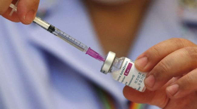 Bulgaristan AstraZeneca aşısının kullanımını durdurdu