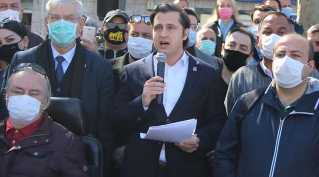 CHP İZMİR'DEN MOTORLU KURYELERE DESTEK