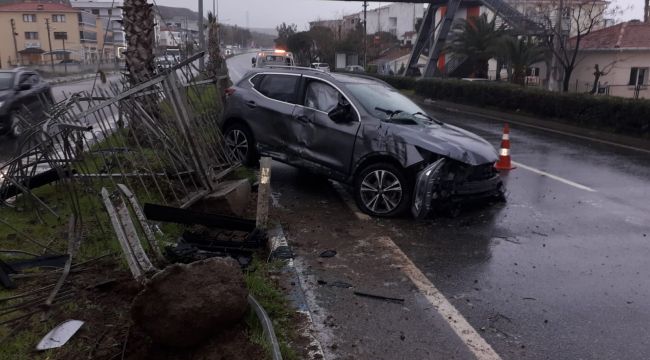 DOLU YAĞIŞI YOLLARI KAYGANLAŞTIRDI