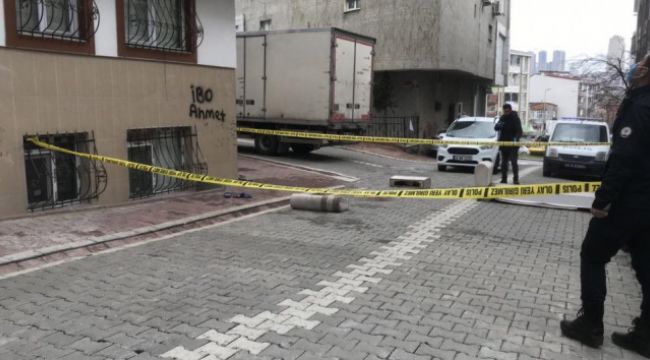 Esenyurt'ta 4'üncü kattan düşen adam hayatını kaybetti