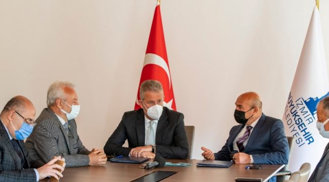 İZMİR'DE KIRTASİYECİLERE BÜYÜKŞEHİR DESTEĞİ
