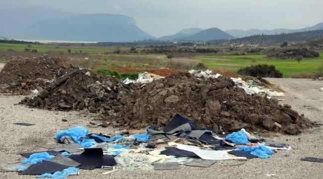 İZMİR'DE TEDİRGİN EDEN GÖRÜNTÜ