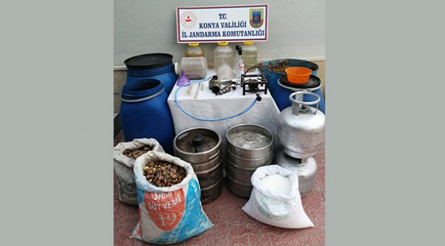 Jandarma'dan sahte alkol üretimine suçüstü