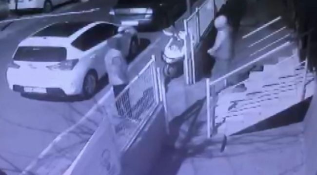 Kısıtlama saatinde motosiklet hırsızlığı kamerada