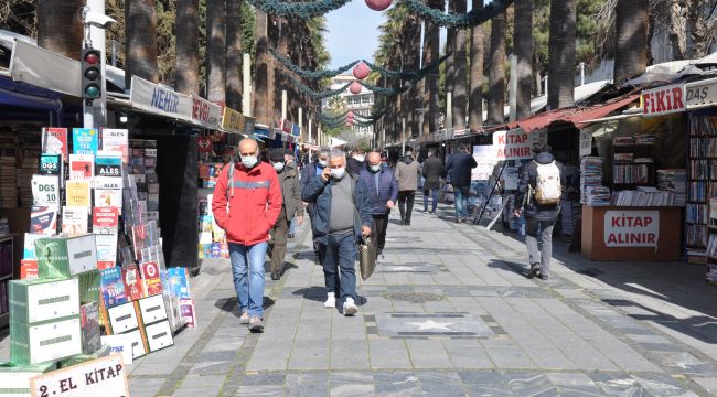 KİTAP HIRSIZLARI SEVGİ YOLU'NA DADANDI