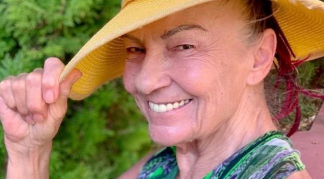 Nilüfer Aydan'a Cumhurbaşkanına hakaretten hapis cezası