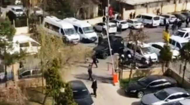 Şanlıurfa'da adliyede kavga kameraya yansıdı