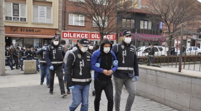 Sosyal medya tefecilerine operasyon