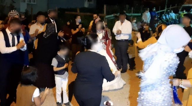Sultanbeyli'de korona virüsü unutturan düğün