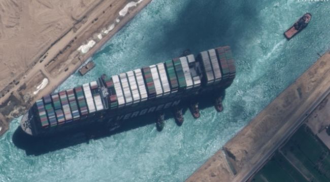 Süveyş Kanal'ındaki kazayla ilgili soruşturma başlatıldı