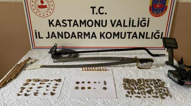 Tarihi eser dolu eve operasyon