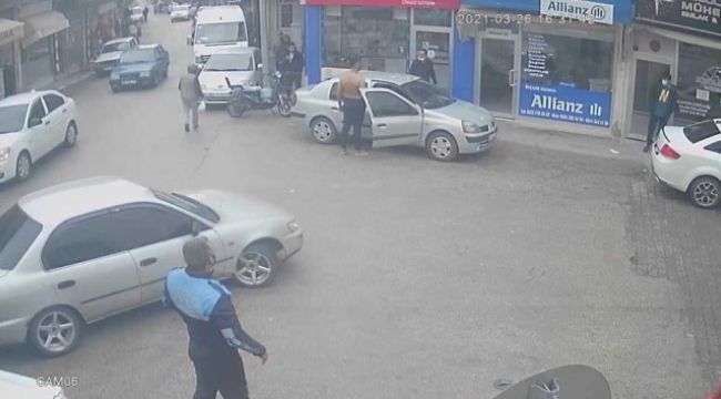 Yarı çıplak genç korku dolu anlar yaşattı