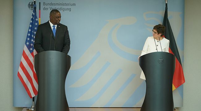 ABD, Almanya'ya 500 asker daha gönderecek
