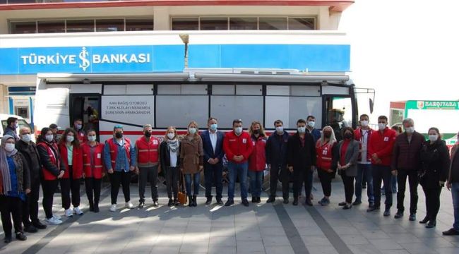 AK PARTİ KARŞIYAKA'DAN REKOR KAN BAĞIŞI