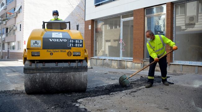 ALİAĞA'DAN BOZULAN YOLLARA ANINDA ÇÖZÜM
