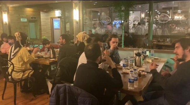 Ataşehir'de kısıtlamaya rağmen açık restorana baskın