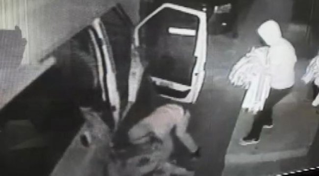 Avcılar'da tekstil atölyesinden 35 bin liralık kumaş çaldılar