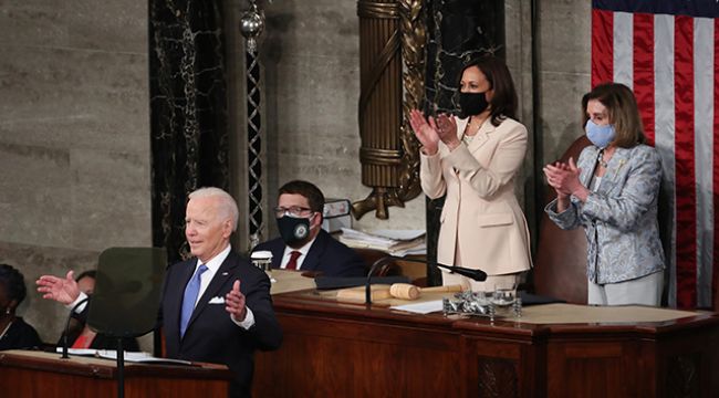 Biden ilk kez Kongre'ye hitap etti: 'Amerika yeniden yükseliyor'