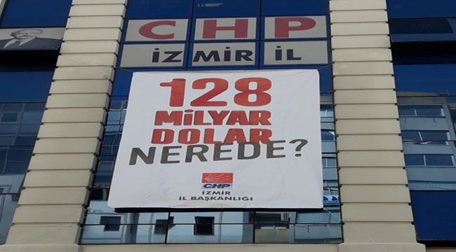CHP İZMİR O PANKARTI ASTI