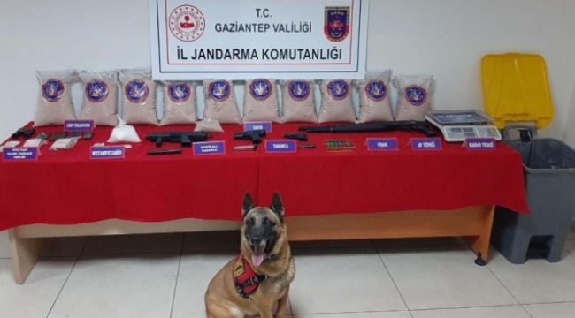 Çöp kovasınıda 41 kilo eroin ele geçirildi