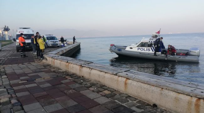 DENİZDE BİR ERKEĞE AİT CESET BULUNDU