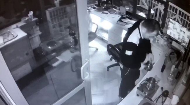 'Dezenfektanlı çay' şakası mahkemeye taşındı