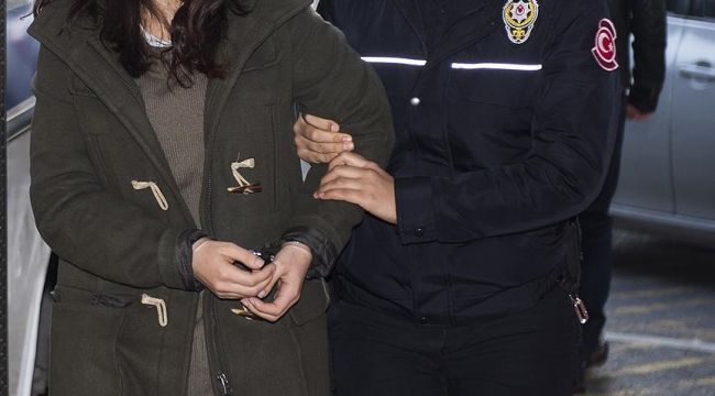 Diyarbakır'da PKK/KCK operasyonunda 11 kadın tutuklandı