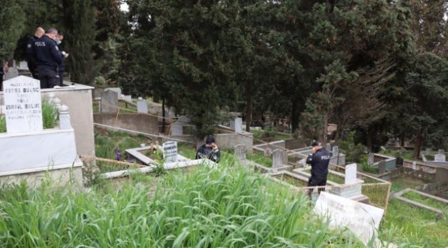 Aile mezarlığında kayıp oğlunun cesedini buldu