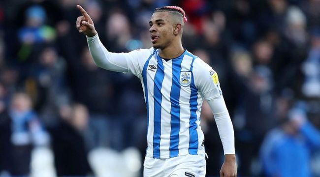 Fenerbahçe Huddersfield Town'lı Bacuna ile ilgileniyor