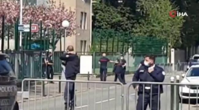 Fransa'da karakolda polisi bıçaklayan saldırgan öldürüldü