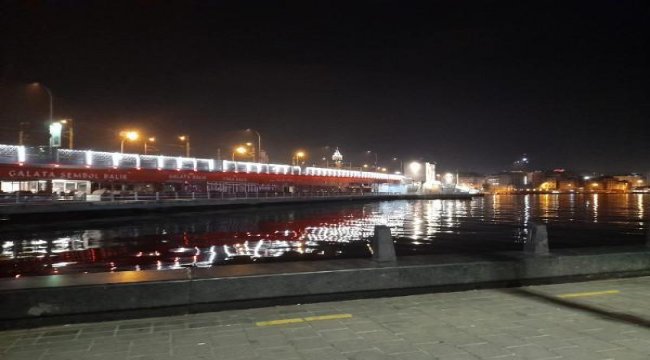Galata Köprüsü'nden denize itilen kişi boğuldu