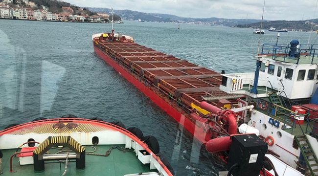 İstanbul Boğazı'nda gemi arıza yaptı